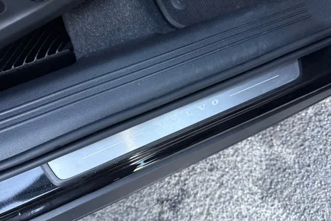 NV73HZY Volvo Xc40 2.0 B4 MHEV Ultimate DCT Auto Euro 6 (s/s) 5dr Thumbnail #44