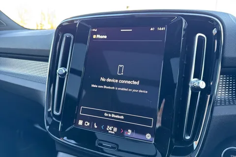 NV73HZY Volvo Xc40 2.0 B4 MHEV Ultimate DCT Auto Euro 6 (s/s) 5dr Thumbnail #54