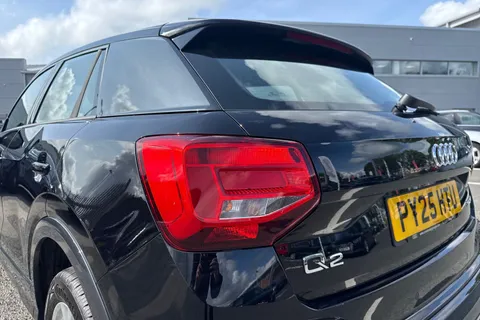 PY25HTU Audi Q2 Sport 30 TFSI 116 PS 6-speed Thumbnail #8