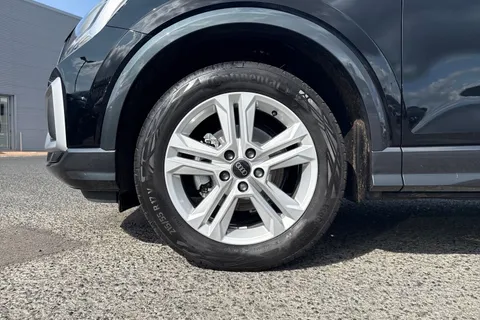 PY25HTU Audi Q2 Sport 30 TFSI 116 PS 6-speed Thumbnail #10