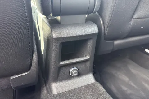 PY25HTU Audi Q2 Sport 30 TFSI 116 PS 6-speed Thumbnail #25