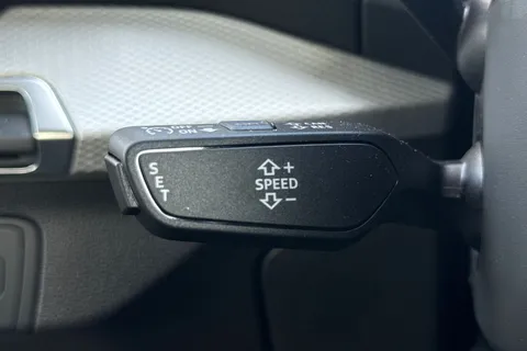 PY25HTU Audi Q2 Sport 30 TFSI 116 PS 6-speed Thumbnail #42