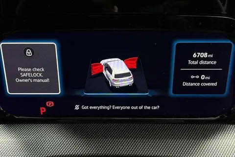 DE75GUF Volkswagen Golf 2.0 TSI 333 R 4Motion 5dr DSG Thumbnail #12