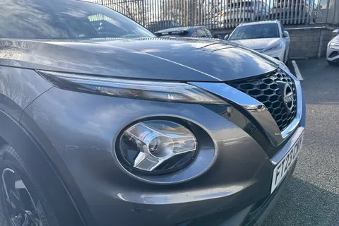 17 of 46 for Nissan Juke 1.0 DIG-T N-Connecta Euro 6 (s/s) 5dr