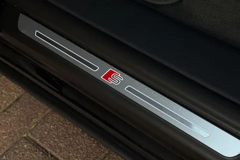  Audi Q8 3.0 TDI V6 Vorsprung Tiptronic quattro Euro 6 (s/s) 5dr Thumbnail #35