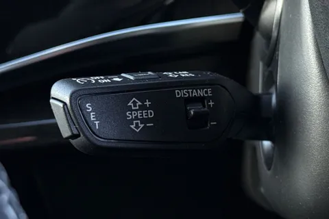  Audi Q8 3.0 TDI V6 Vorsprung Tiptronic quattro Euro 6 (s/s) 5dr Thumbnail #40