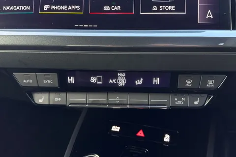 22 of 66 for Audi Q4 e-tron Q4 Sportback Black Edition 40 e-tron 150,00 kW