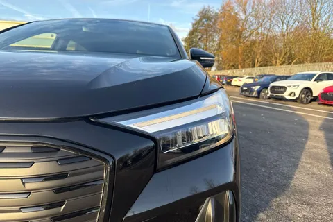 25 of 66 for Audi Q4 e-tron Q4 Sportback Black Edition 40 e-tron 150,00 kW