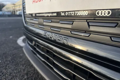 32 of 66 for Audi Q4 e-tron Q4 Sportback Black Edition 40 e-tron 150,00 kW