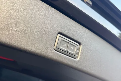 39 of 66 for Audi Q4 e-tron Q4 Sportback Black Edition 40 e-tron 150,00 kW