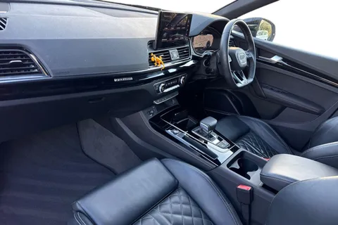 BJ22ORG Audi Q5 Edition 1 40 TDI quattro 204 PS S tronic Thumbnail #15