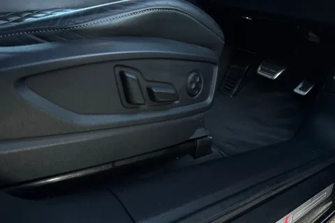 BJ22ORG Audi Q5 Edition 1 40 TDI quattro 204 PS S tronic Thumbnail #44