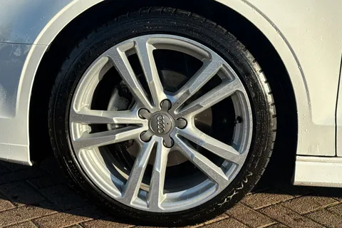 BJ18EZL Audi A3 Cabriolet S line 1.5 TFSI cylinder on demand  150 PS S tronic Thumbnail #11