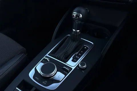 BJ18EZL Audi A3 Cabriolet S line 1.5 TFSI cylinder on demand  150 PS S tronic Thumbnail #24