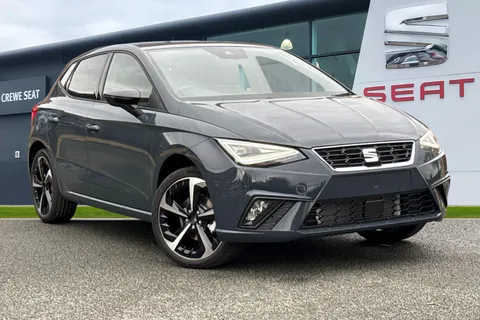  SEAT Ibiza 1.0 TSI FR Sport Euro 6 (s/s) 5dr Thumbnail #2