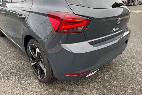  SEAT Ibiza 1.0 TSI FR Sport Euro 6 (s/s) 5dr Thumbnail #8