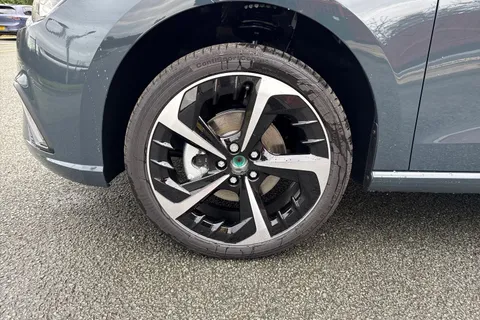  SEAT Ibiza 1.0 TSI FR Sport Euro 6 (s/s) 5dr Thumbnail #10