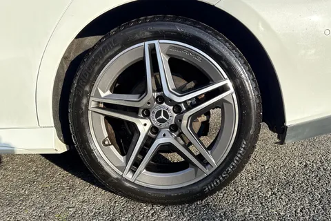 LV70ZSX Mercedes-Benz Cla Class 1.3 CLA180 AMG Line (Premium Plus 2) Coupe 7G-DCT Euro 6 (s/s) 4dr Thumbnail #11