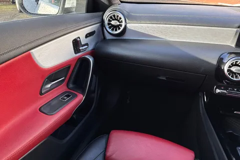 LV70ZSX Mercedes-Benz Cla Class 1.3 CLA180 AMG Line (Premium Plus 2) Coupe 7G-DCT Euro 6 (s/s) 4dr Thumbnail #21