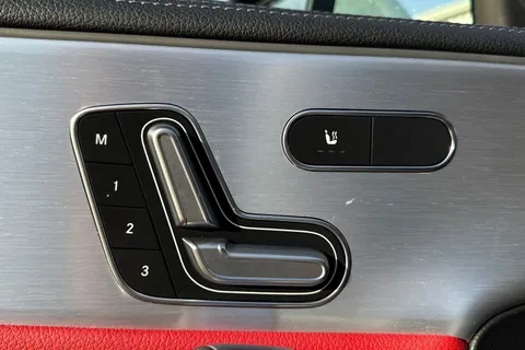 LV70ZSX Mercedes-Benz Cla Class 1.3 CLA180 AMG Line (Premium Plus 2) Coupe 7G-DCT Euro 6 (s/s) 4dr Thumbnail #35