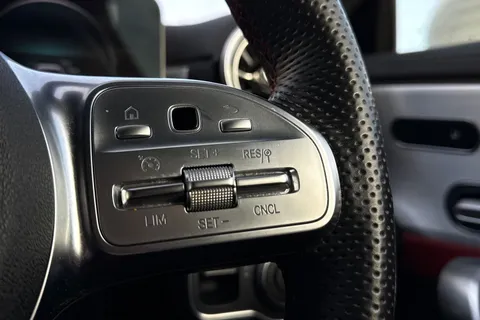 LV70ZSX Mercedes-Benz Cla Class 1.3 CLA180 AMG Line (Premium Plus 2) Coupe 7G-DCT Euro 6 (s/s) 4dr Thumbnail #38