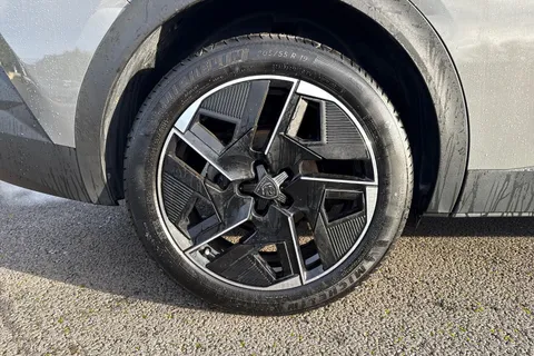 BJ24UMC PEUGEOT 408 1.2 PureTech GT Fastback EAT Euro 6 (s/s) 5dr Thumbnail #11