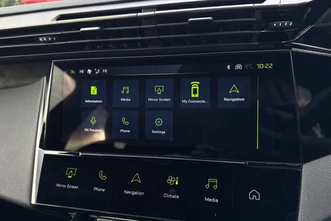 BJ24UMC PEUGEOT 408 1.2 PureTech GT Fastback EAT Euro 6 (s/s) 5dr Thumbnail #51