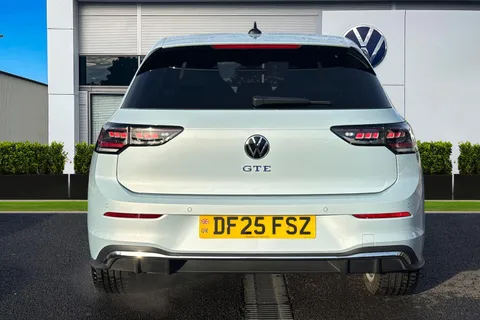 DF25FSZ Volkswagen Golf 1.5 TSI 272 GTE eHybrid 5dr DSG **HEADS UP DISPLAY** Thumbnail #4