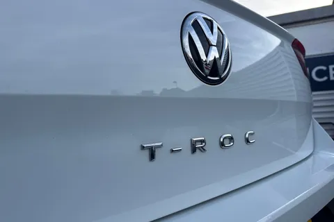29 of 50 for Volkswagen T-Roc 1.0 TSI SE Euro 6 (s/s) 5dr