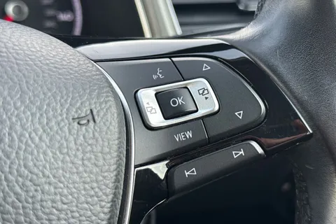 35 of 50 for Volkswagen T-Roc 1.0 TSI SE Euro 6 (s/s) 5dr