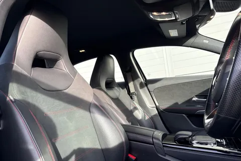 GN68URV Mercedes-Benz A Class 1.5 A180d AMG Line (Executive) 7G-DCT Euro 6 (s/s) 5dr Thumbnail #22