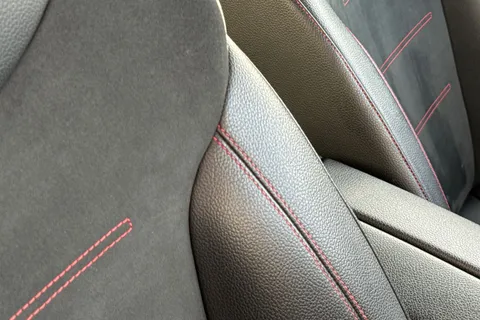 GN68URV Mercedes-Benz A Class 1.5 A180d AMG Line (Executive) 7G-DCT Euro 6 (s/s) 5dr Thumbnail #40