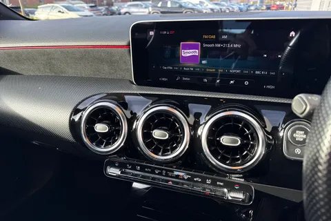 GN68URV Mercedes-Benz A Class 1.5 A180d AMG Line (Executive) 7G-DCT Euro 6 (s/s) 5dr Thumbnail #46