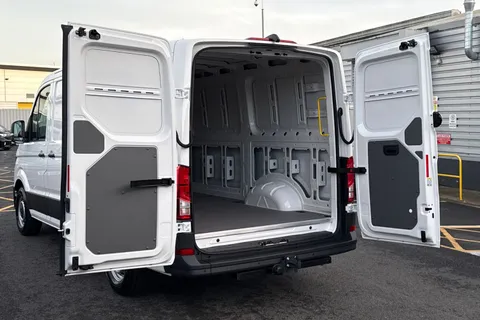 BJ75GVN Volkswagen Crafter 2.0 TDI 163PS HDE Commerce Plus Low Roof Van Auto Thumbnail #38