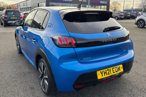 YH21EOM PEUGEOT e-208 50kWh GT Premium Auto 5dr Thumbnail #8