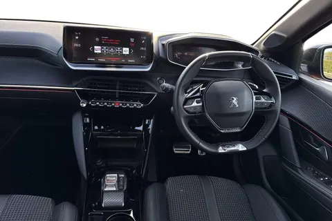 KW72UTO PEUGEOT 208 1.2 PureTech GT EAT Euro 6 (s/s) 5dr Thumbnail #14