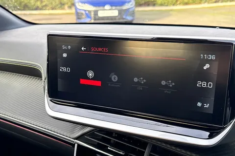 KW72UTO PEUGEOT 208 1.2 PureTech GT EAT Euro 6 (s/s) 5dr Thumbnail #49