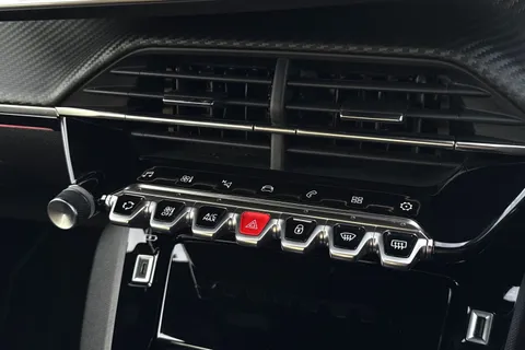 KW72UTO PEUGEOT 208 1.2 PureTech GT EAT Euro 6 (s/s) 5dr Thumbnail #57