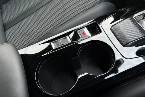 KW72UTO PEUGEOT 208 1.2 PureTech GT EAT Euro 6 (s/s) 5dr Thumbnail #61