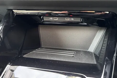 KT25ZLZ Volkswagen Golf 1.5 TSI 150 R-Line 5dr ⭐18 Leeds Alloys | Panoramic sunroof | Area View⭐ Thumbnail #40