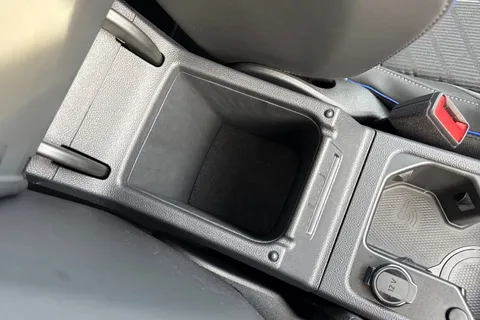 KT25ZLZ Volkswagen Golf 1.5 TSI 150 R-Line 5dr ⭐18 Leeds Alloys | Panoramic sunroof | Area View⭐ Thumbnail #42