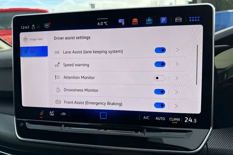 KT25ZLZ Volkswagen Golf 1.5 TSI 150 R-Line 5dr ⭐18 Leeds Alloys | Panoramic sunroof | Area View⭐ Thumbnail #48