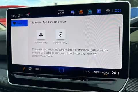 KT25ZLZ Volkswagen Golf 1.5 TSI 150 R-Line 5dr ⭐18 Leeds Alloys | Panoramic sunroof | Area View⭐ Thumbnail #52