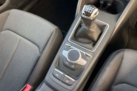 23 of 64 for Audi Q2 1.0 TFSI 30 Sport Euro 6 (s/s) 5dr