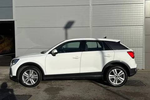 36 of 64 for Audi Q2 1.0 TFSI 30 Sport Euro 6 (s/s) 5dr