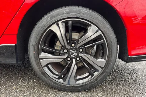 13 of 50 for HONDA CIVIC 1.5 VTEC Turbo Sport 5dr