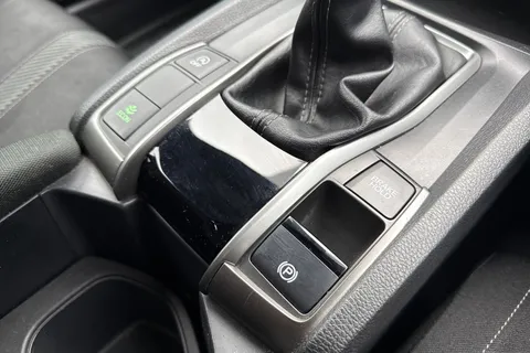 26 of 50 for HONDA CIVIC 1.5 VTEC Turbo Sport 5dr