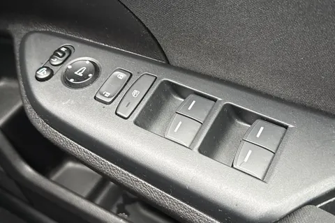 32 of 50 for HONDA CIVIC 1.5 VTEC Turbo Sport 5dr