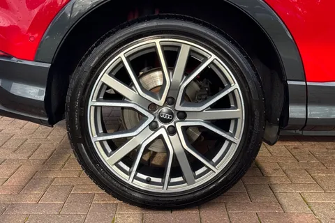 DS19PHV Audi Q3 Vorsprung 40 TFSI quattro 190 PS S tronic Thumbnail #11