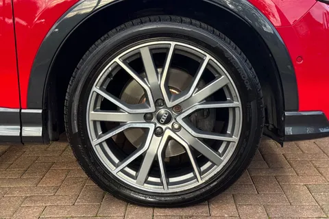 DS19PHV Audi Q3 Vorsprung 40 TFSI quattro 190 PS S tronic Thumbnail #12